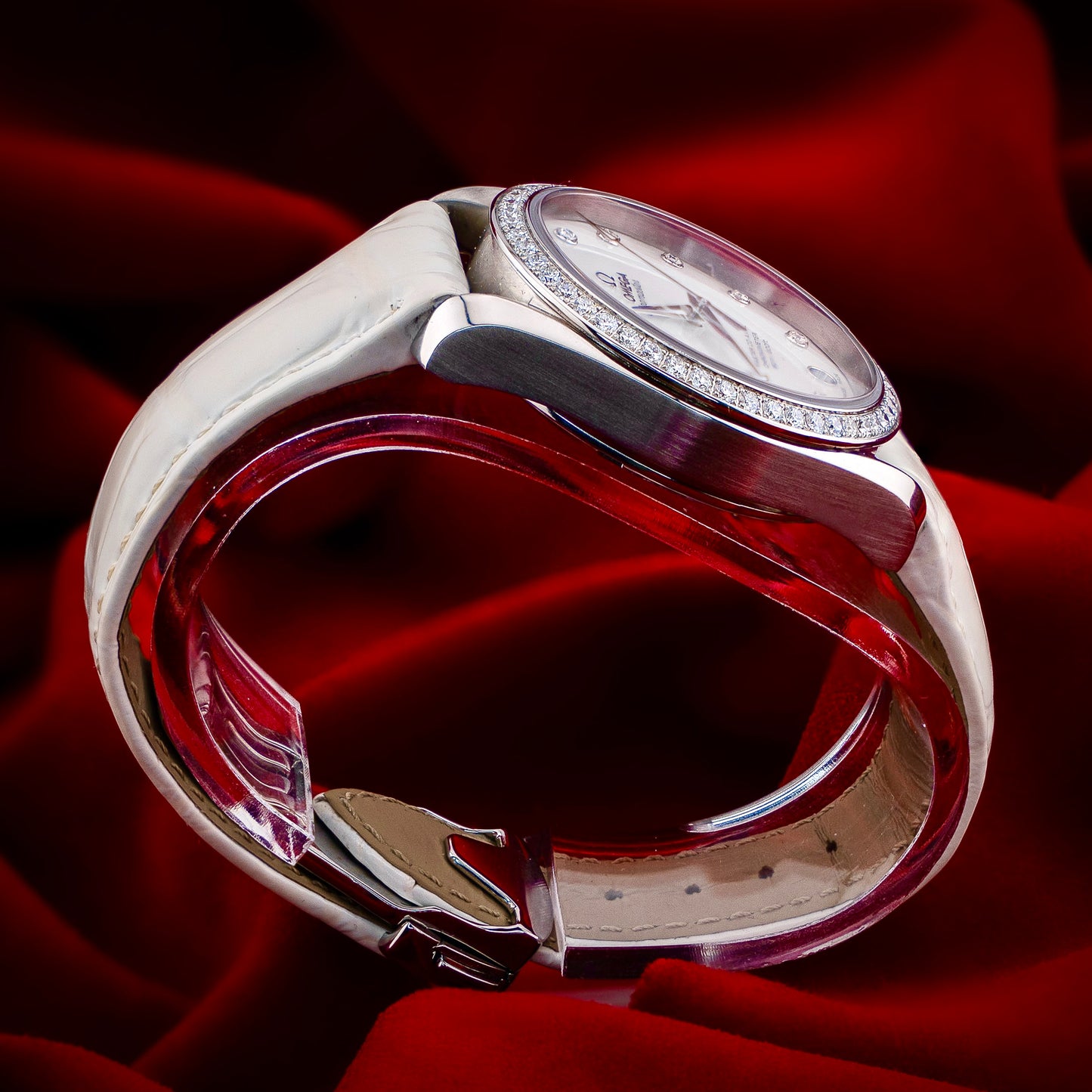 Omega Seamaster Aqua Terra White MOP Dial Mother Of Pearl Diamond Bezel 38.5mm